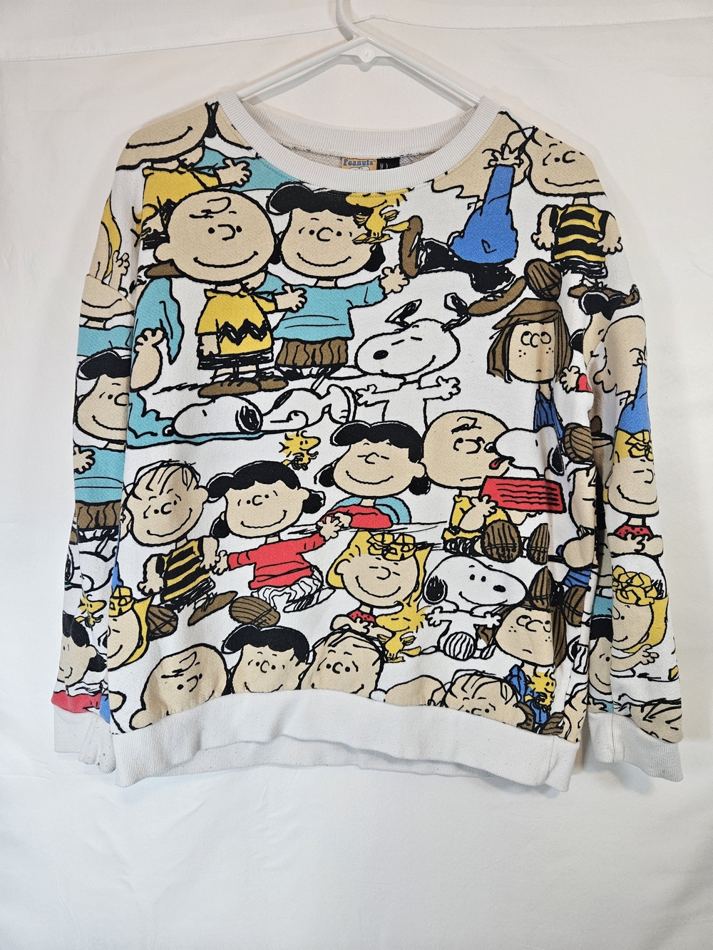 Peanuts Snoopy and Friends Characters All-Over Print Crewneck Sweatshirt